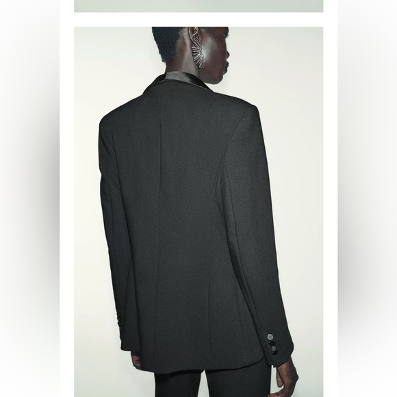 NWT ZARA VIRAL TUXEDO BLAZER SIZE M 
🚨FIRM PRICE NO DISCOUNT - Picture 9 of 11